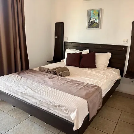 Arthotel Oscar Ii Szozopol