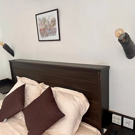 Arthotel Oscar Ii Szozopol